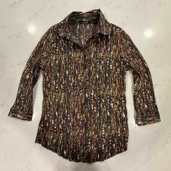 Essentials by Milano 3/4 Sleeve Button Down Shirt - Size Small - Picture 1 of 9